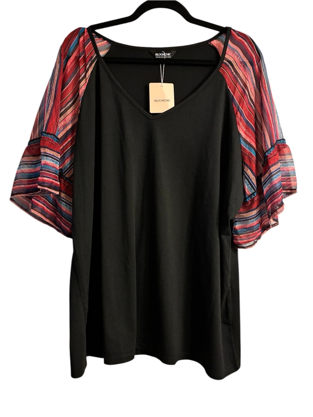 🖤 NWT BLOOMCHIC Plus 18–20 Black Top with Striped Flutter Sleeves